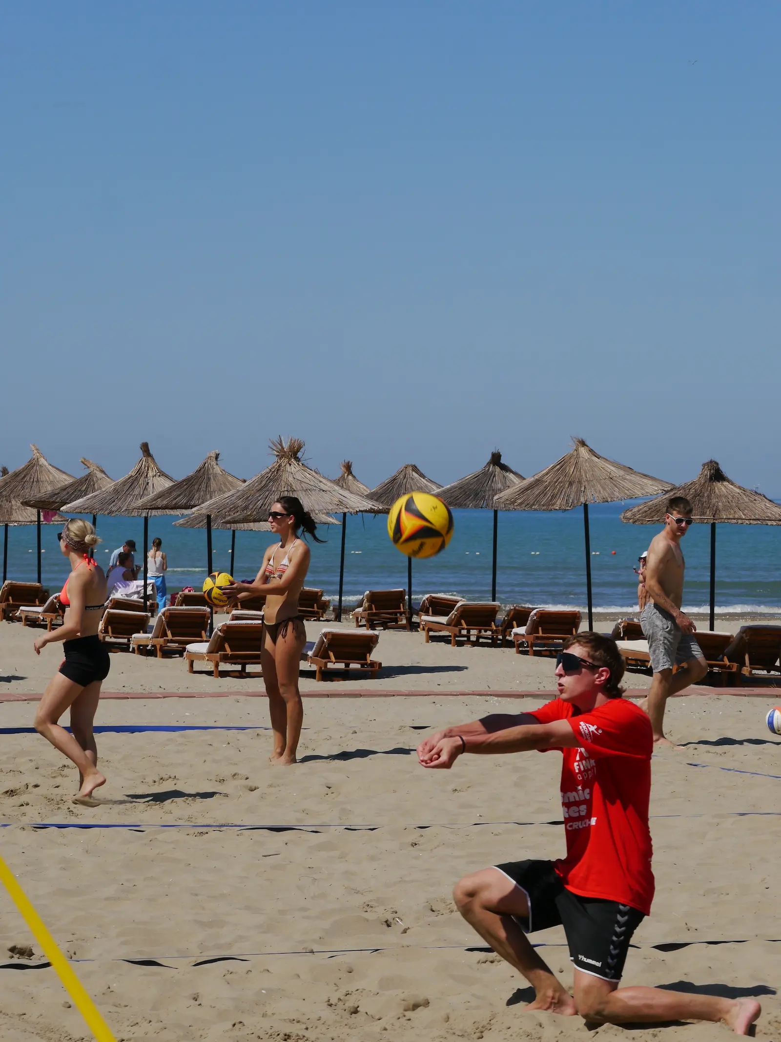 Beachvolleyball Reise Albanien mit Training am Meer